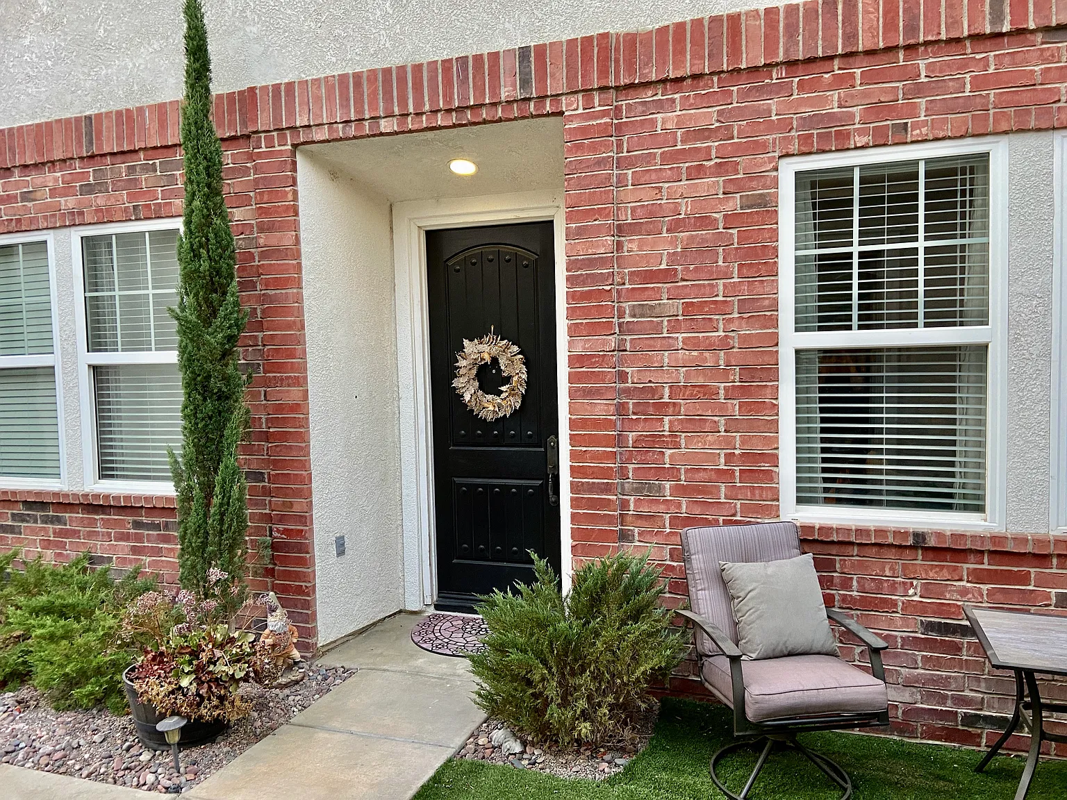 6 bed, 4155 sqft, $7,250 — Photo 4