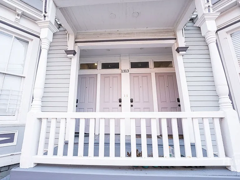1313 Whitaker St #C — Photo 6