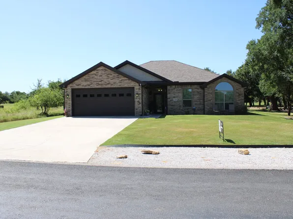 7280 Feather Bay Blvd, Brownwood, TX 76801