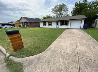 2010 Oliver St, Greenville, TX 75401