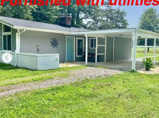 165 Navajo Rd, Kilmarnock, VA 22482