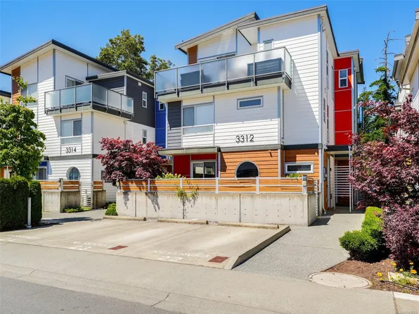 3312 Radiant Way #104, Langford, BC V9C 0K3