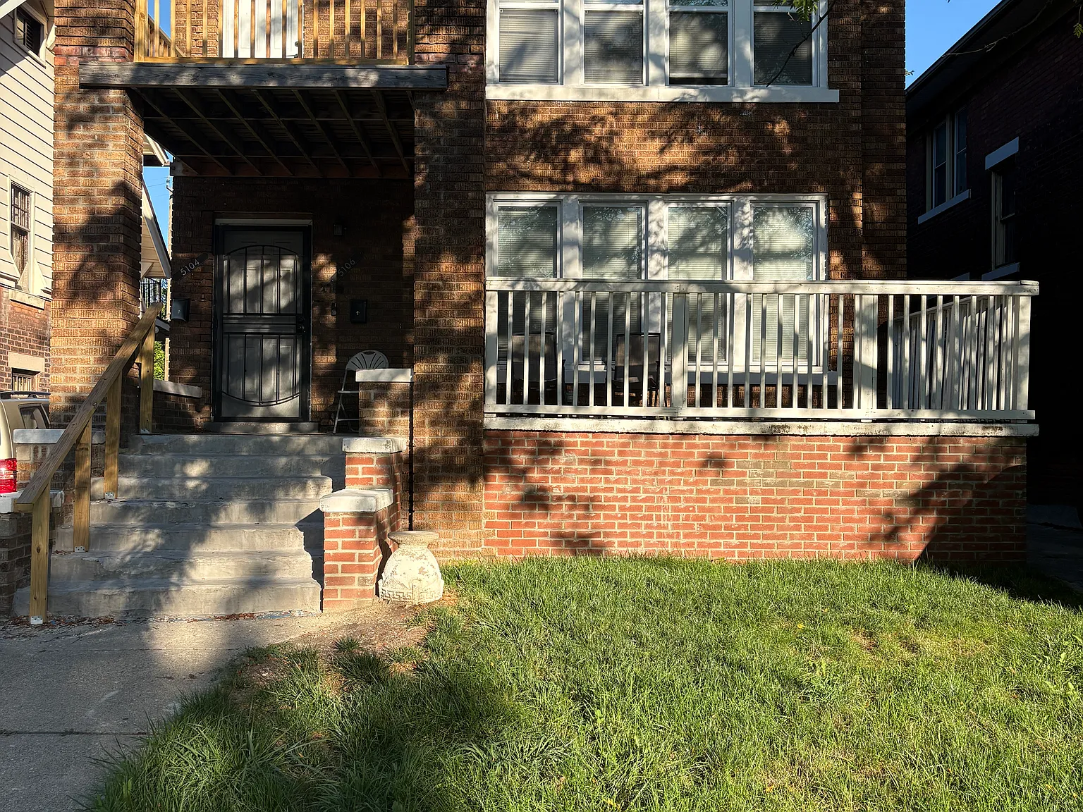 3 bed, 1195 sqft, $1,300 — Photo 1