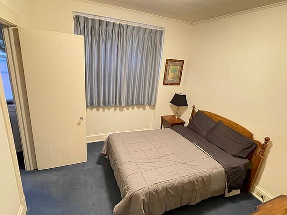 4th image of 40 Barker St APT C