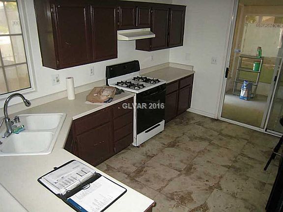 4th image of 5993 Autumn Harvest Ave #0