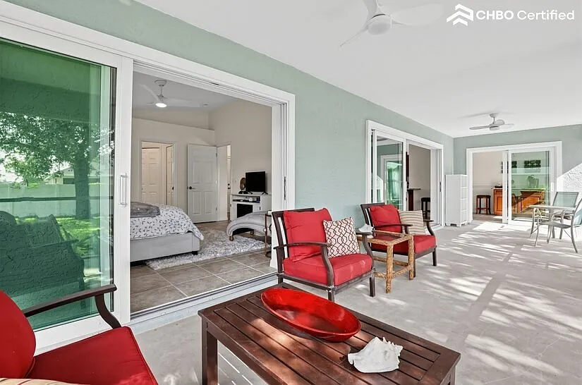 3 Bedroom Two Bath in Cape Coral FL — Photo 4
