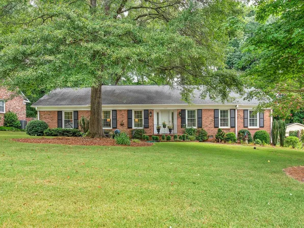 257 Heathwood Dr, Spartanburg, SC 29307