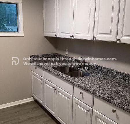 4th image of 3017 New Jersey Ave