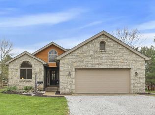 1909 Carroll Eastern Rd NW, Lancaster, OH 43130