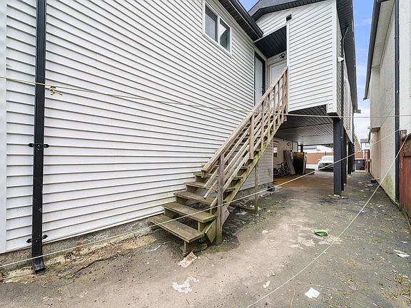 5th image of 12541 77a Ave