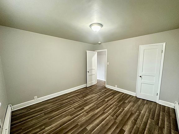 5th image of 1064 E 500 S APT 3