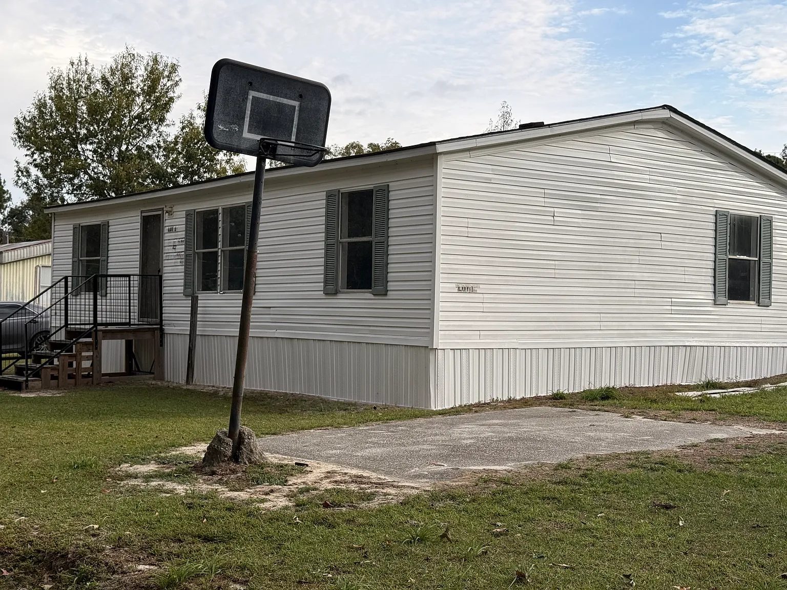 3 bed, 1280 sqft, $1,200 — Photo 4