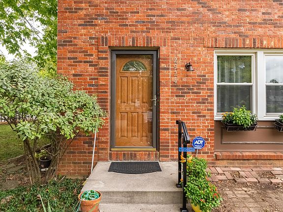 3rd image of 2924 Hollyhead Dr