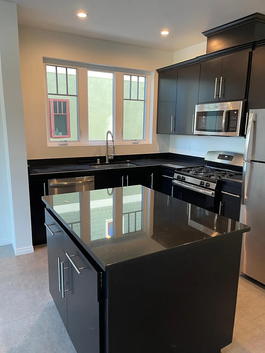 Building Photo - 7388 Calle Real #3