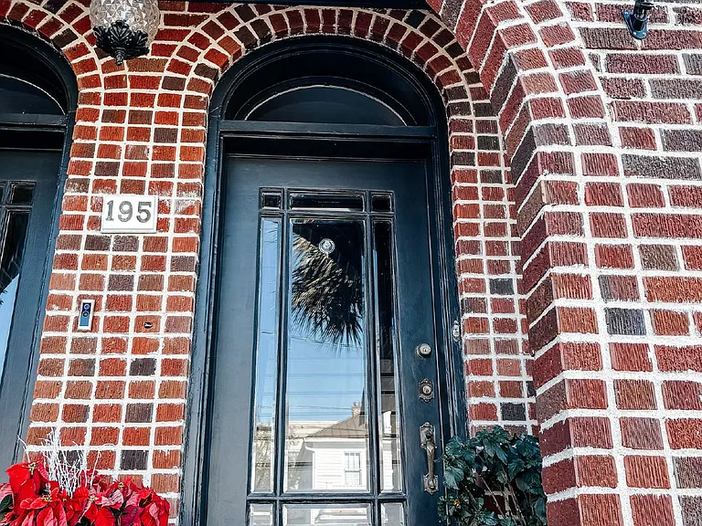 195 Tradd St #B — Photo 5
