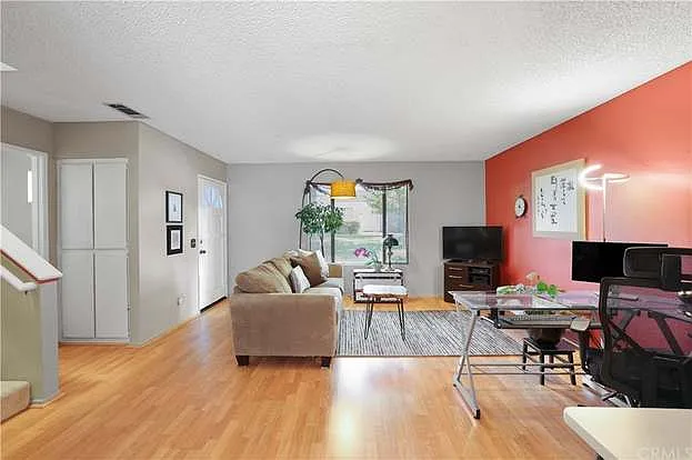 711 Church Pl #2 — Photo 100
