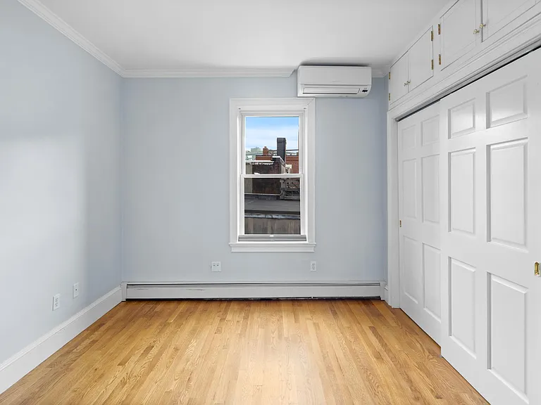 150 Salem St #4 — Photo 13