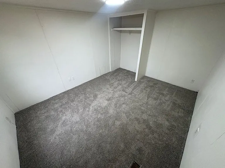 595 Chickadee Dr — Photo 15