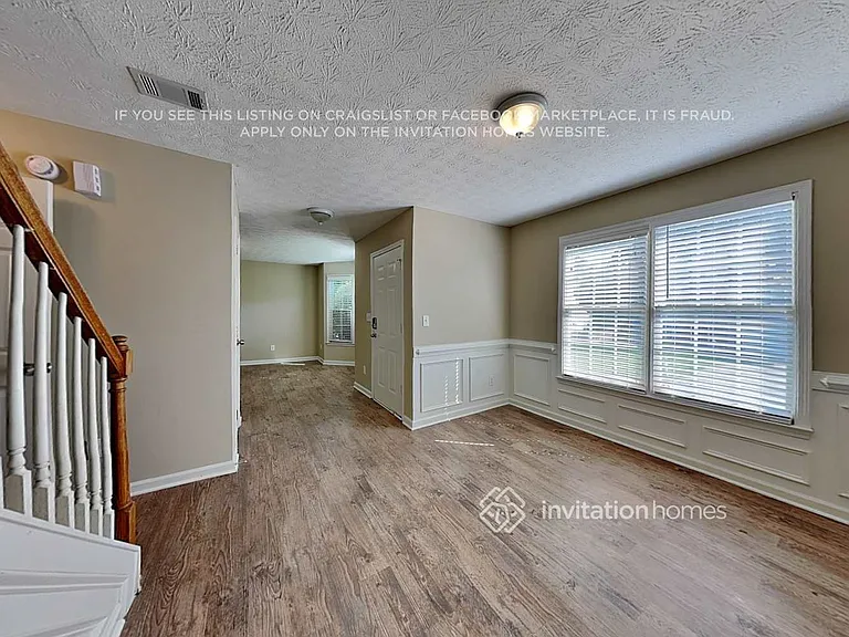 3925 Riversong Dr — Photo 8