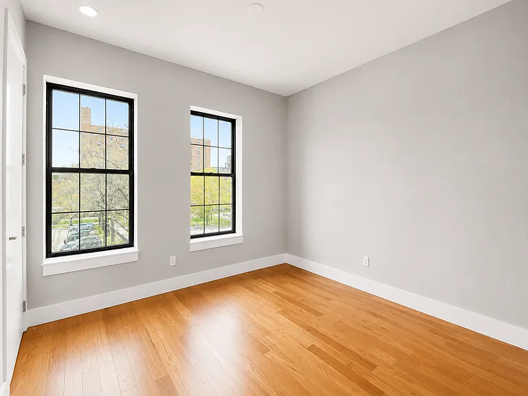 355 Stockton St #2A — Photo 8