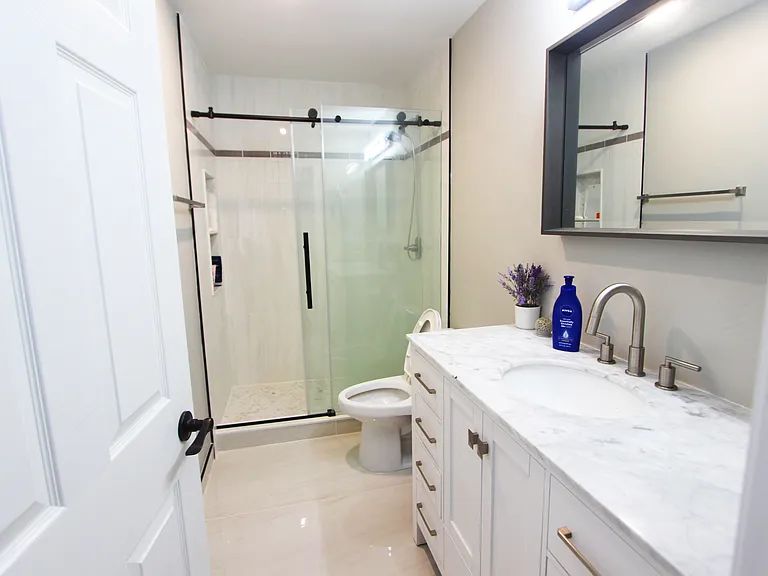 172 E Fox Hill Dr — Photo 21