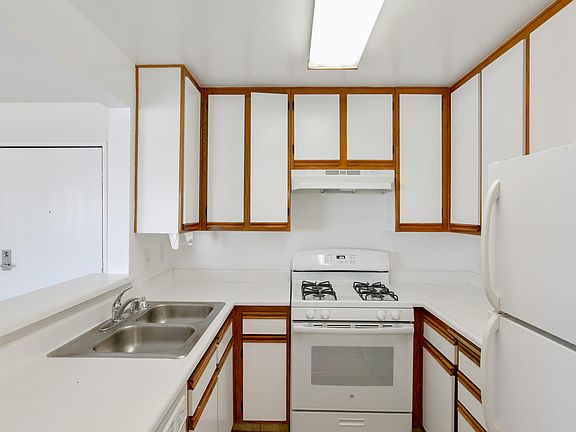 4th image of 5541 Fulcher Ave APT 201