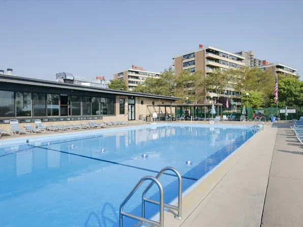 162-40 Ninth Avenue image 25 of 28