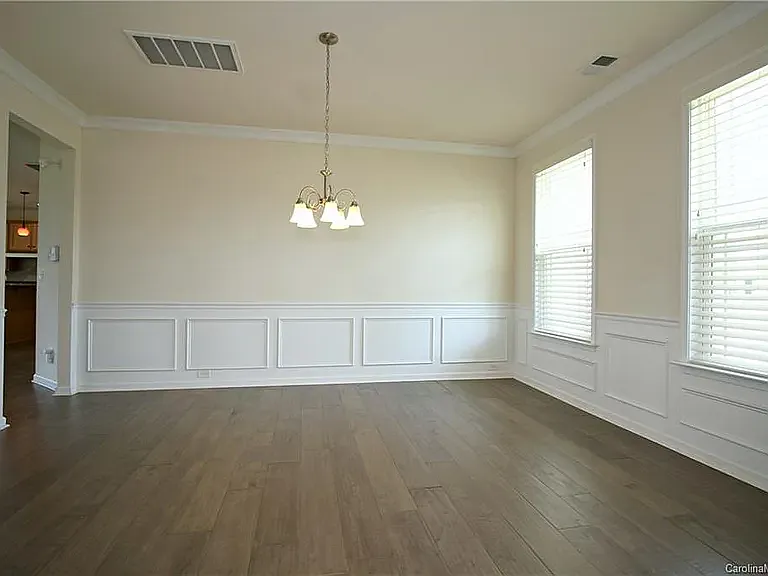 4463 Sourwood Ct — Photo 3