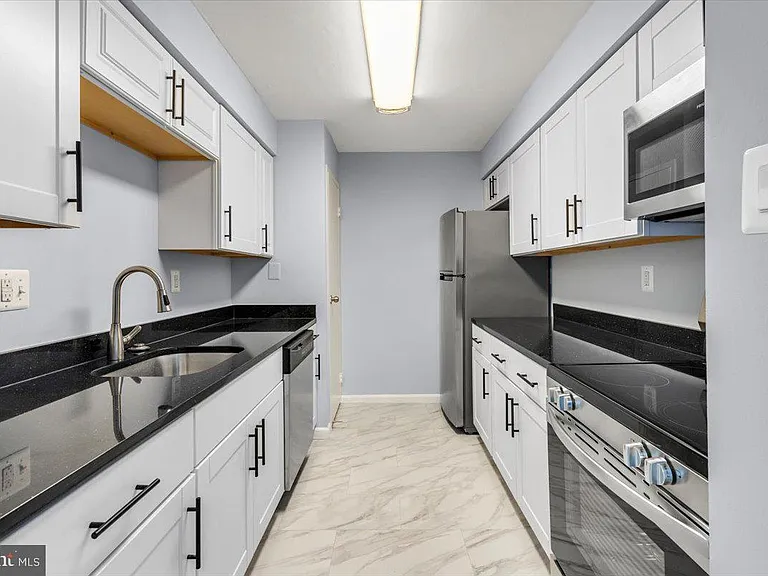 5300 Holmes Run Pkwy #1210 — Photo 19