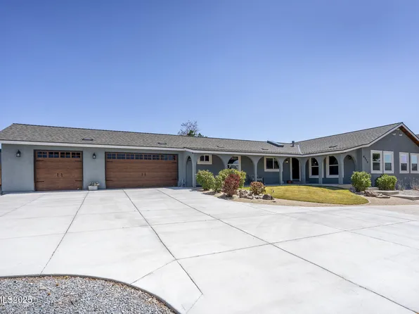 8570 Eaglenest Rd, Sparks, NV 89436