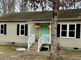 2827 Three Bridge Rd, Powhatan, VA 23139