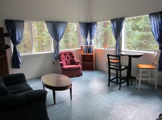 490 Farmers Loop Rd #B, Fairbanks, AK 99712