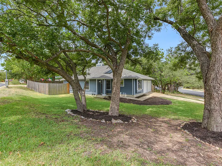 12900 Campos Dr — Photo 20
