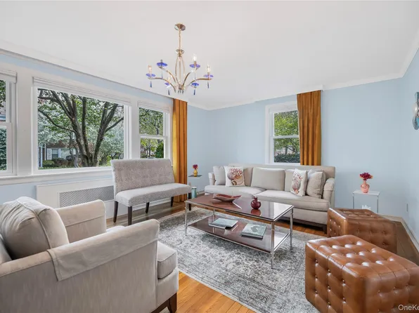 71 Lawrence Park Crescent #71, Bronxville, NY 10708