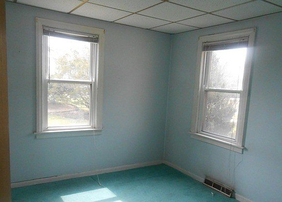 5th image of 8031 Nashville Ave