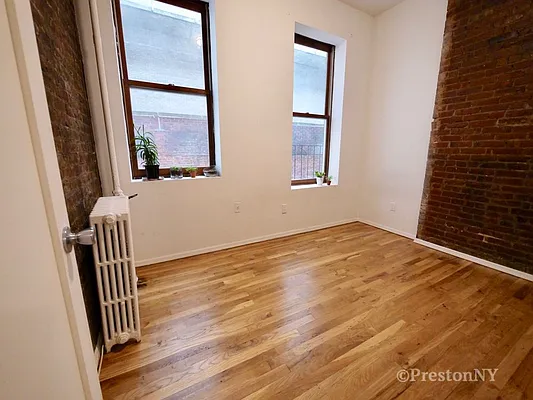 Rented by JM Preston Properties LLC | media 28