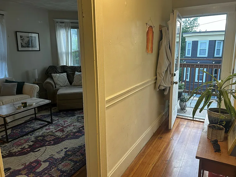 23 Montfern Ave #3 — Photo 5