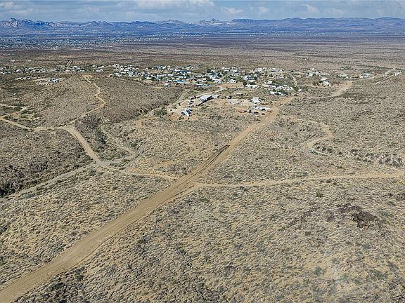 5th image of 3112 W Castle Springs Road