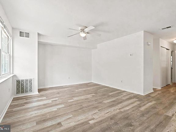 5th image of 175 Parker Ave