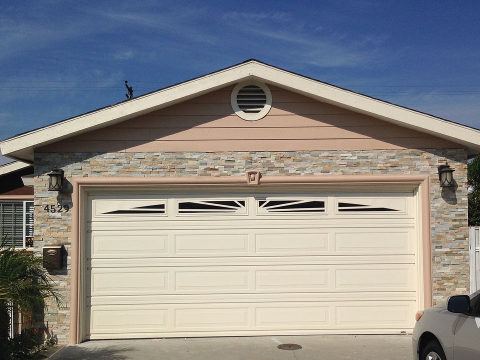 1st image of 4529 E 60th St