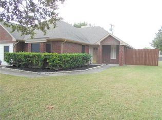 1627 Riverway Bend Cir, Dallas, TX 75217