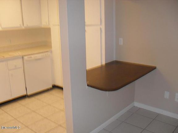 4th image of 291 Cape Shores Cir #20-B