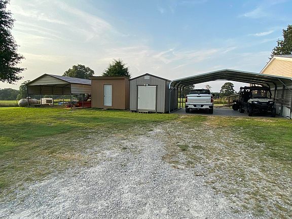4th image of 5920 Batesville Blvd