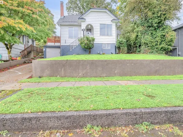 225 S 4th St, Saint Helens, OR 97051
