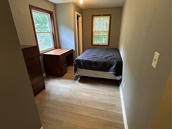 3rd image of 13 James St