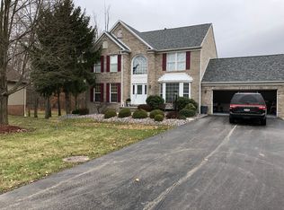 109 Neshannock Trails Dr, New Castle, PA 16105
