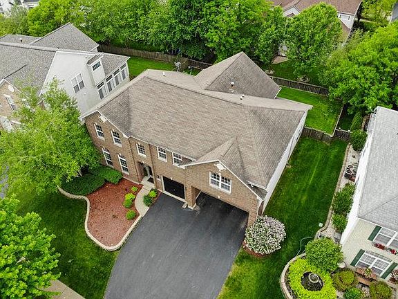 4th image of 1337 Rosemary Ln