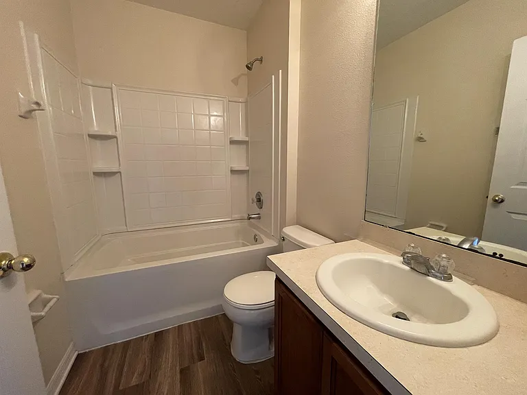 935 Cumberland Dr — Photo 10