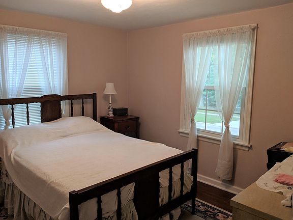 two kids rooms on 2nd floor