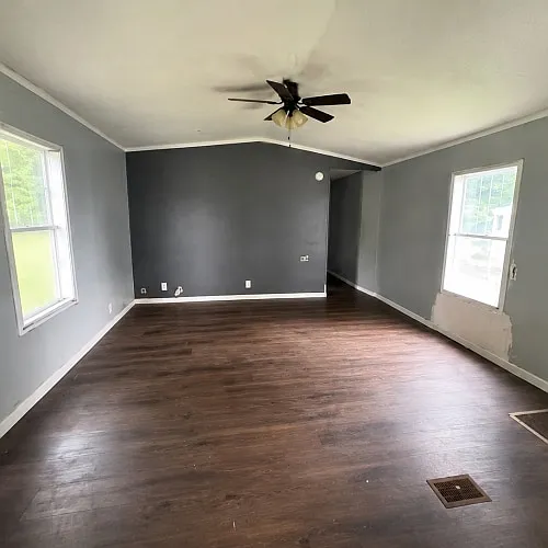 124 Hickory Ln — Photo 5